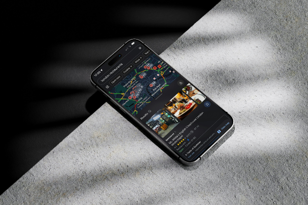 Téléphone affichant une fiche Google Business